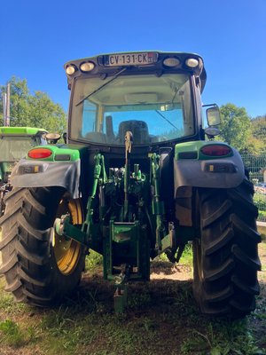 Tracteur agricole John Deere 6105R