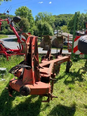Charrue Gregoire Besson RK5314