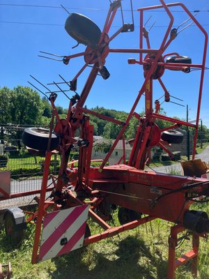 Faneur Kuhn GF6401T