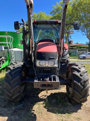Tracteur agricole Case MXU110