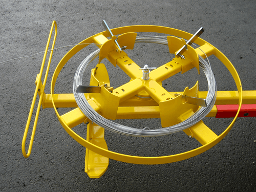 Matériel de ferme - Divers ferme, outillage - Dérouleuse de grillage - barbelé - fils lisse