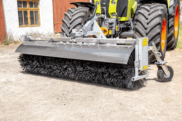 Matériel de ferme - Balayeuses - Balayeuses FLIEGL