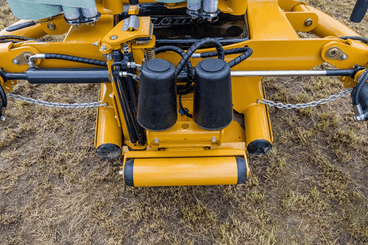 Récolte - Enrubanneuses - Enrubanneuse à balles rondes portée à satellites