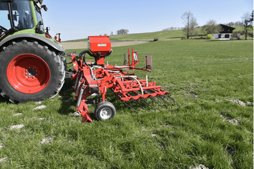 Entretien - Herse prairie - Matériels d'entretien de prairies EINBOCK