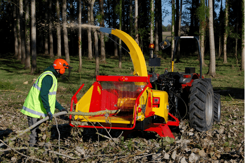 Matériel forestier - Broyeurs de végétaux - Broyeur de branches sur tracteur VEGETOR T et H