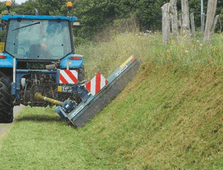 Entretien - Broyeur axe horizontal - Broyeur d'accotement DMF, Acco-Green et Acco-Road.