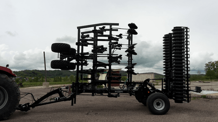 Travail du sol - Déchaumeur à dents - Déchaumeur à dents trainé ou porté BLACKBEAR