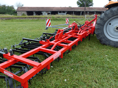 Travail du sol - Déchaumeur à dents - Herse portée HV-HVSL