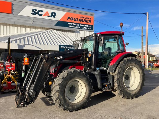 Tracteur agricole Valtra N154