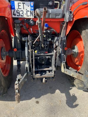 Tracteur agricole Kubota M6060DTH