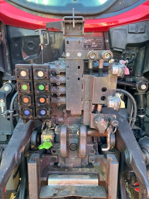 Tracteur agricole Valtra N154