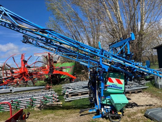 Pulvérisateur - autre - FORCE II 1000L