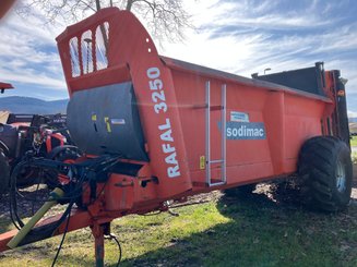 Épandeur à fumier Sodimac RAFAL3250 - 1