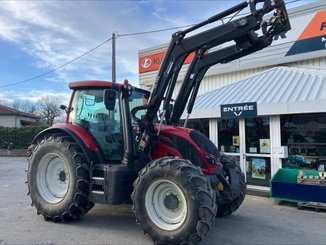 Tracteur agricole Valtra N154 - 22