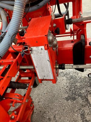 Unknown range 723 Kuhn MAXIMA 2