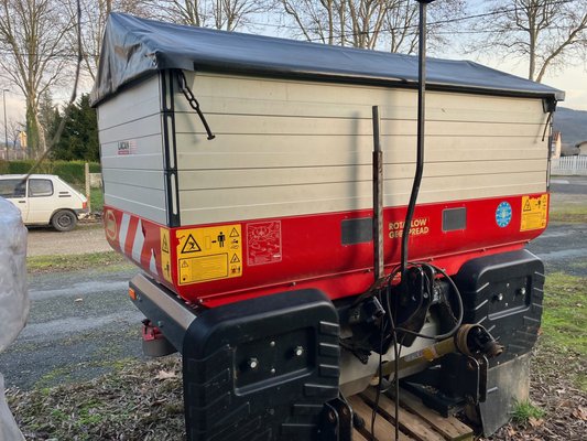 Distributeur d'engrais Vicon RO-M GEO