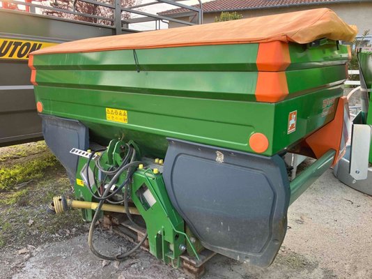 Distributeur d'engrais Amazone ZAM